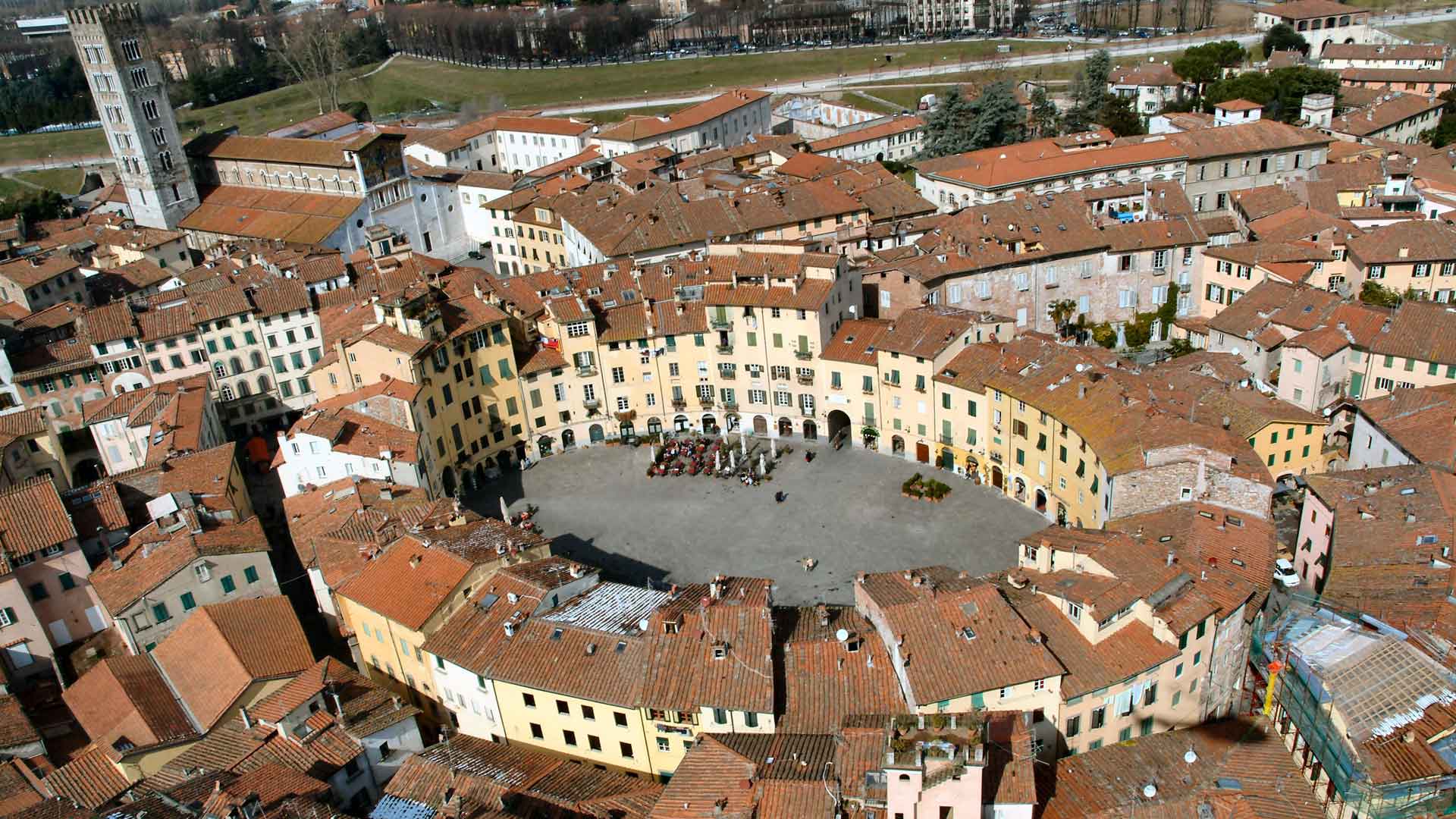 lucca